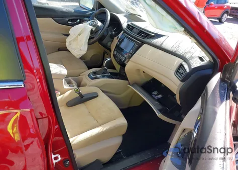 2017 Nissan Rogue Sv z USA, uszkodzony, nr VIN JN8AT2MT7HW393925